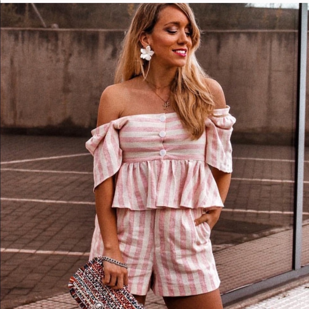 Zara top .